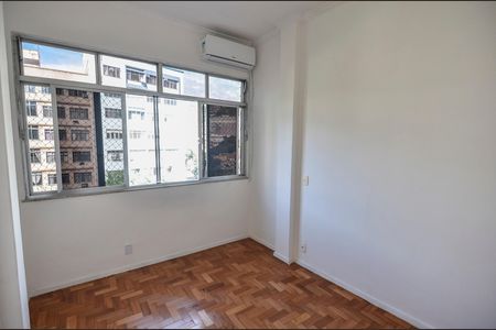 Quarto 1 de apartamento para alugar com 2 quartos, 50m² em Vila Isabel, Rio de Janeiro