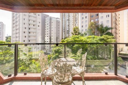 Apartamento à venda com 216m², 4 quartos e 3 vagas