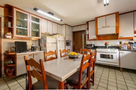 Apartamento à venda com 216m², 4 quartos e 3 vagas