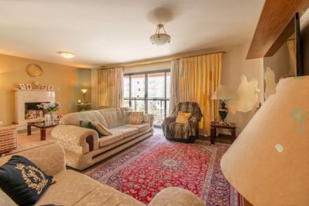 Apartamento à venda com 216m², 4 quartos e 3 vagas