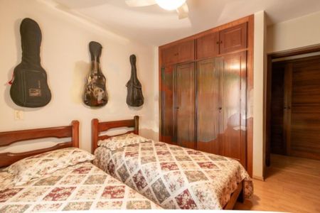 Apartamento à venda com 216m², 4 quartos e 3 vagas