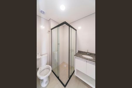 Banheiro  de apartamento para alugar com 2 quartos, 41m² em Vila Eldizia, Santo André