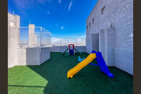 Apartamento para alugar com 41m², 2 quartos e sem vaga Apartamento para alugar com 41m², 2 quartos e sem vagaÁrea comum - Playground