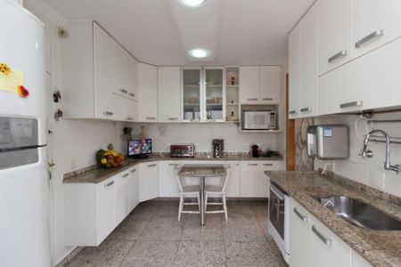 Apartamento à venda com 160m², 3 quartos e 2 vagas