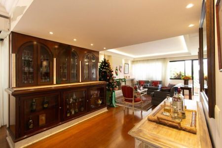 Apartamento à venda com 160m², 3 quartos e 2 vagas
