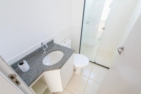 Apartamento para alugar com 72m², 2 quartos e 1 vaga Apartamento para alugar com 72m², 2 quartos e 1 vagaBanheiro