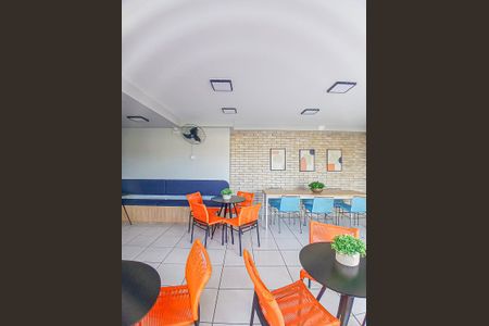Apartamento para alugar com 72m², 2 quartos e 1 vaga Apartamento para alugar com 72m², 2 quartos e 1 vagaarea de lazer condominio