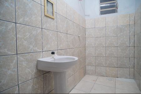 Banheiro de apartamento para alugar com 1 quarto, 36m² em Pasqualini, Sapucaia do Sul