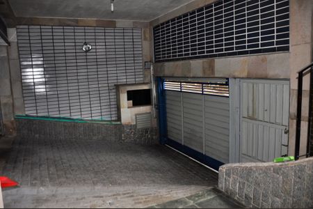 Garagem de casa à venda com 4 quartos, 342m² em Vila Pirituba, São Paulo