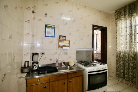 Cozinha de apartamento para alugar com 2 quartos, 87m² em Centro, Curitiba