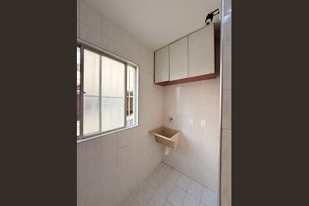 Apartamento para alugar com 60m², 2 quartos e 1 vagaÁrea de Serviço