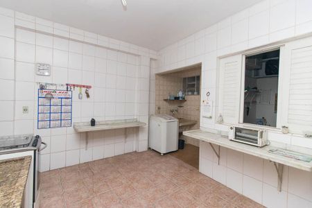 Casa à venda com 125m², 4 quartos e 2 vagas Casa à venda com 125m², 4 quartos e 2 vagasÁrea de Serviço