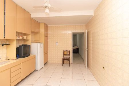 Casa à venda com 125m², 4 quartos e 2 vagas Casa à venda com 125m², 4 quartos e 2 vagasCozinha