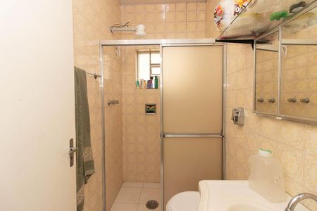 Casa à venda com 125m², 4 quartos e 2 vagas Casa à venda com 125m², 4 quartos e 2 vagasBanheiro Social