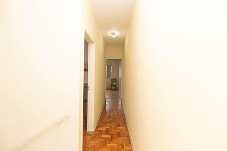 Casa à venda com 125m², 4 quartos e 2 vagas Casa à venda com 125m², 4 quartos e 2 vagasCorredor dos Quartos