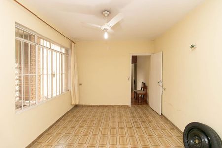 Casa à venda com 125m², 4 quartos e 2 vagas Casa à venda com 125m², 4 quartos e 2 vagasQuarto 4
