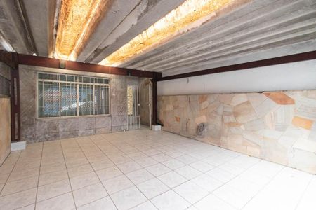 Casa à venda com 125m², 4 quartos e 2 vagas Casa à venda com 125m², 4 quartos e 2 vagasGaragem