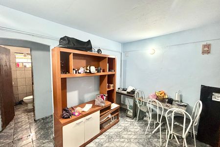Sala de apartamento para alugar com 2 quartos, 45m² em Jardim Nélia, Ferraz de Vasconcelos