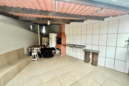Apartamento para alugar com 45m², 2 quartos e 1 vaga Apartamento para alugar com 45m², 2 quartos e 1 vagaÁrea comum - Churrasqueira