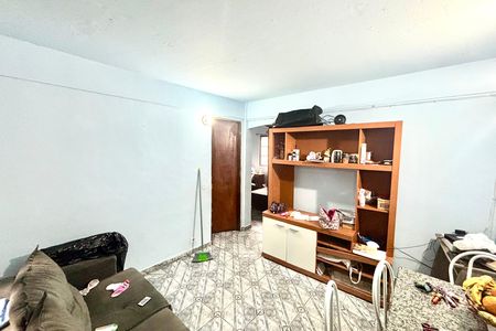 Sala de apartamento para alugar com 2 quartos, 45m² em Jardim Nélia, Ferraz de Vasconcelos
