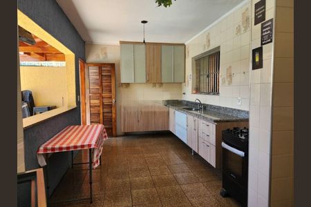 Casa à venda com 120m², 3 quartos e 2 vagas