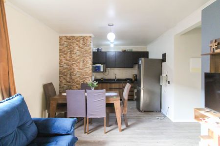 Casa de condomínio à venda com 80m², 2 quartos e 2 vagas Casa de condomínio à venda com 80m², 2 quartos e 2 vagasSala