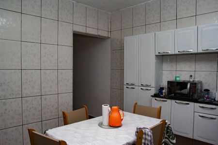 Casa à venda com 6 quartos, 300m² em Jardim Tiete, São Paulo
