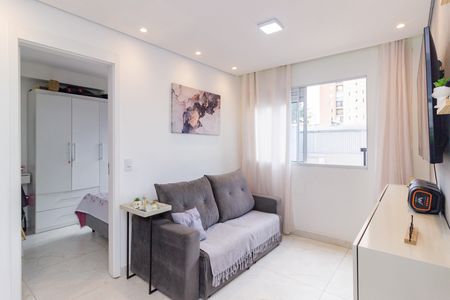 Apartamento para alugar com 38m², 2 quartos e sem vaga Apartamento para alugar com 38m², 2 quartos e sem vagaSala