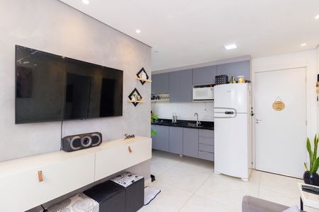 Apartamento para alugar com 38m², 2 quartos e sem vaga Apartamento para alugar com 38m², 2 quartos e sem vagaSala