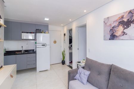 Apartamento para alugar com 38m², 2 quartos e sem vaga Apartamento para alugar com 38m², 2 quartos e sem vagaSala