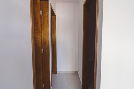 Apartamento para alugar com 40m², 2 quartos e sem vaga Apartamento para alugar com 40m², 2 quartos e sem vagaCorredor