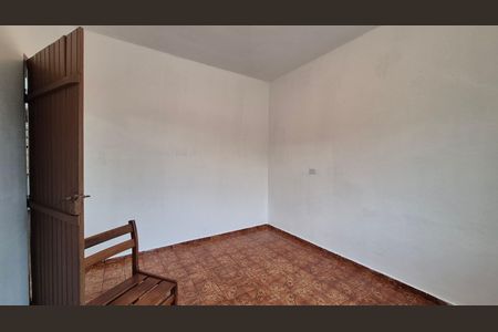 Casa para alugar com 70m², 2 quartos e 1 vaga Casa para alugar com 70m², 2 quartos e 1 vagaQuarto
