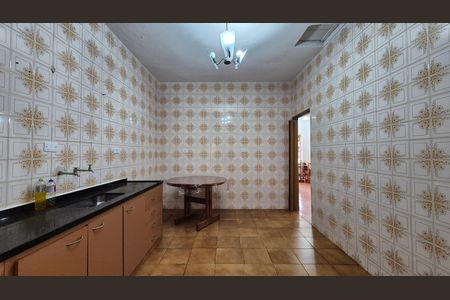 Casa para alugar com 70m², 2 quartos e 1 vaga Casa para alugar com 70m², 2 quartos e 1 vagaCozinha