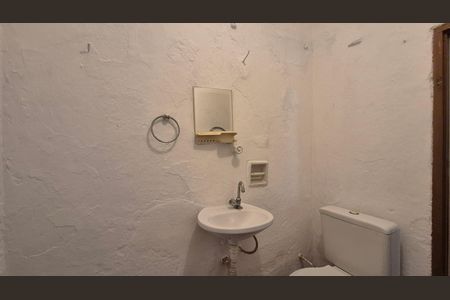 Casa para alugar com 70m², 2 quartos e 1 vaga Casa para alugar com 70m², 2 quartos e 1 vagaBanheiro 2