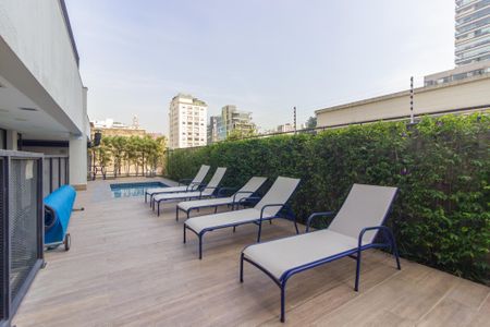 Apartamento para alugar com 70m², 2 quartos e 1 vagaÁrea comum - Piscina