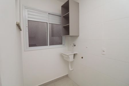 Apartamento para alugar com 40m², 2 quartos e sem vaga Apartamento para alugar com 40m², 2 quartos e sem vagaÁrea de Serviço