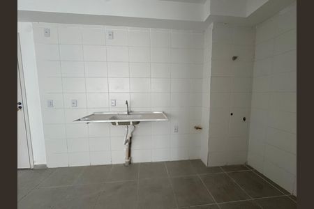 Cozinha de apartamento para alugar com 2 quartos, 43m² em Butantã , Osasco
