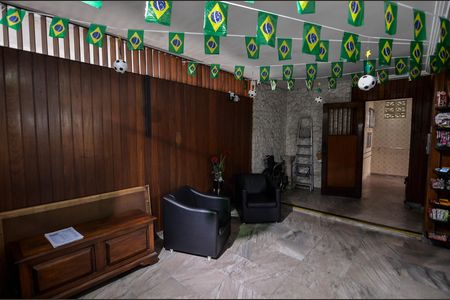 Apartamento para alugar com 115m², 3 quartos e 1 vaga Apartamento para alugar com 115m², 3 quartos e 1 vagaHall