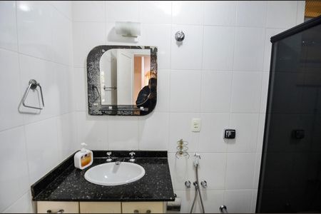 Apartamento para alugar com 115m², 3 quartos e 1 vaga Apartamento para alugar com 115m², 3 quartos e 1 vagaBanheiro Social