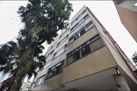 Apartamento para alugar com 115m², 3 quartos e 1 vaga Apartamento para alugar com 115m², 3 quartos e 1 vagaFachada