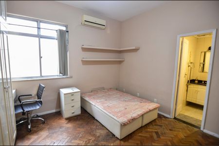 Apartamento para alugar com 115m², 3 quartos e 1 vaga Apartamento para alugar com 115m², 3 quartos e 1 vagaSuíte