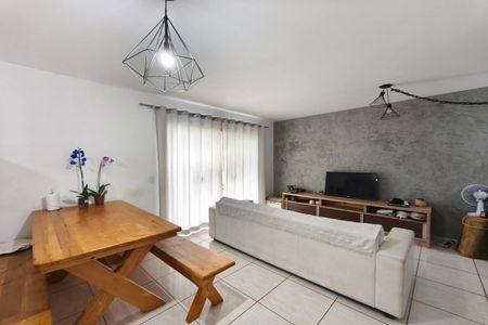 Apartamento à venda com 86m², 3 quartos e 2 vagas Apartamento à venda com 86m², 3 quartos e 2 vagasSala
