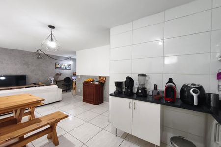 Cozinha de apartamento à venda com 3 quartos, 86m² em Parque Beatriz, Campinas