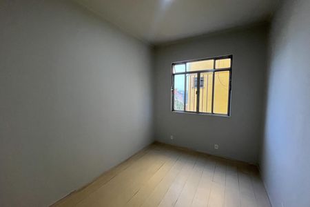 Casa para alugar com 70m², 2 quartos e 1 vaga Casa para alugar com 70m², 2 quartos e 1 vagaSala