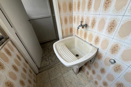 Casa para alugar com 70m², 2 quartos e 1 vaga Casa para alugar com 70m², 2 quartos e 1 vagaÁrea de Serviço