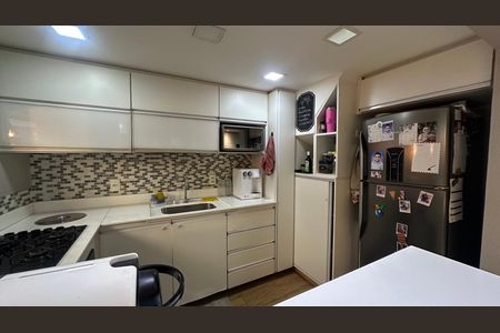 Casa de condomínio à venda com 85m², 3 quartos e 2 vagasCozinha