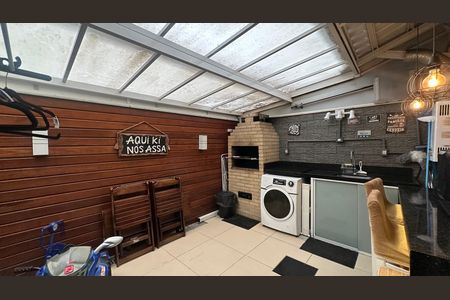 Casa de condomínio à venda com 85m², 3 quartos e 2 vagasÁrea de Serviço