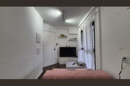 Sala  de apartamento para alugar com 1 quarto, 41m² em Vila Valparaíso, Santo André
