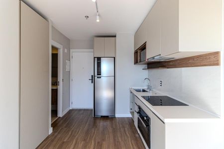 Cozinha de apartamento para alugar com 1 quarto, 35m² em Santa Cecilia, São Paulo