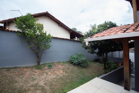Casa à venda com 360m², 3 quartos e 4 vagas Casa à venda com 360m², 3 quartos e 4 vagasJardim